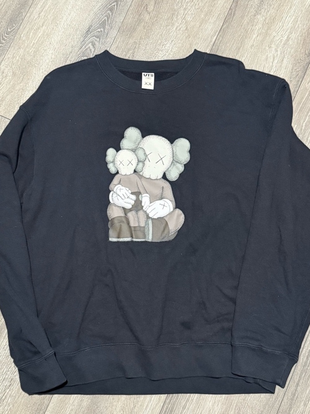 Uniqlo KAWS x Uniqlo Longsleeve Sweatshirt Black XXL